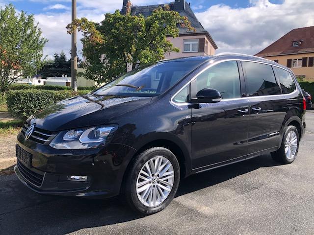 Volkswagen Sharan 7 Si * AHK * EPH * Sitzh. * Automatik * Navi 