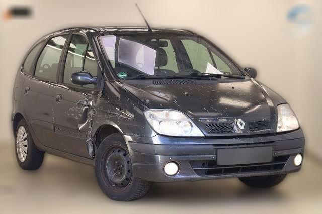 Renault Scenic 1.9 dCi 102PS Automatik Unfallschaden